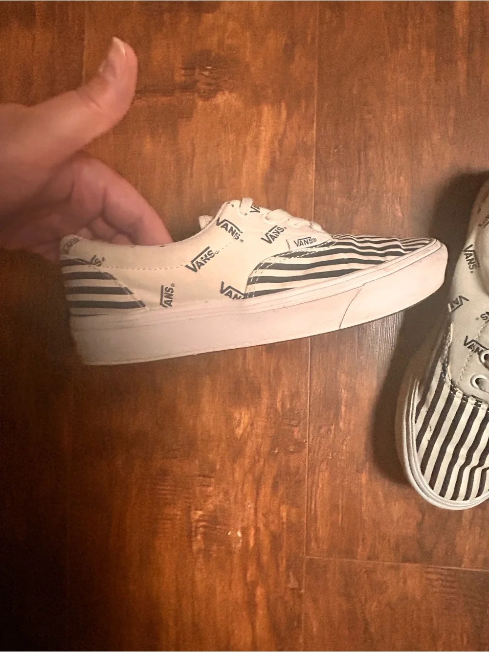 VANS ComfyCush ERA pinned black marshmallow womens sz 7 EUC